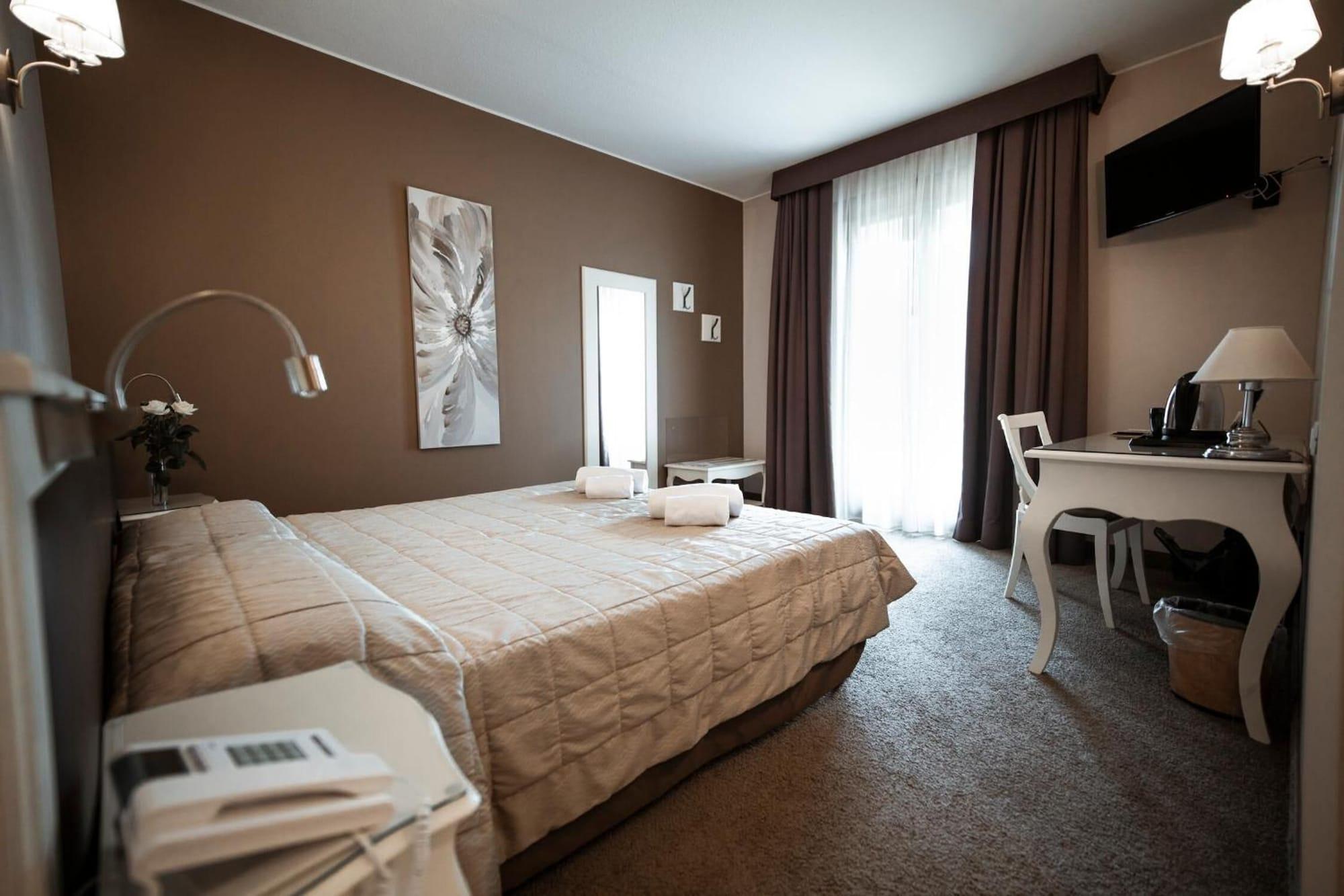 Bonotto Hotel Belvedere Bassano del Grappa Dış mekan fotoğraf