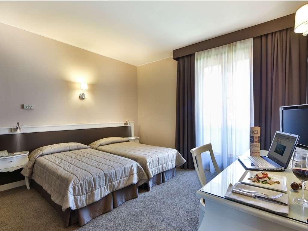 Bonotto Hotel Belvedere Bassano del Grappa Oda fotoğraf