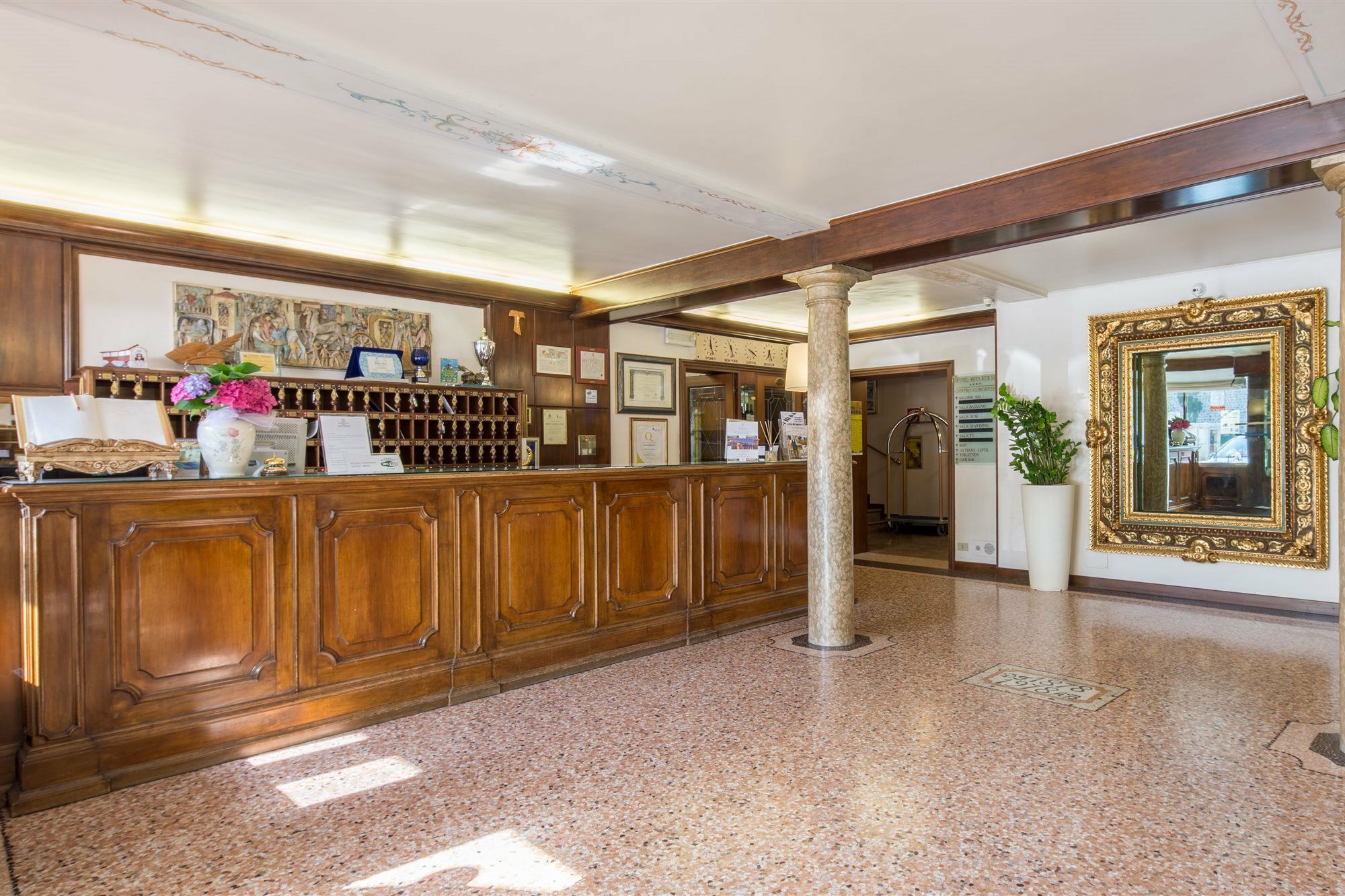 Bonotto Hotel Belvedere Bassano del Grappa Dış mekan fotoğraf